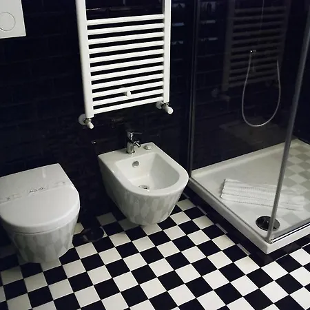 App Leoncino Design In Ρώμη